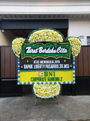 Papan Bunga Duka di Kastela