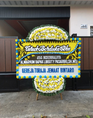 Papan Bunga Duka di Kastela