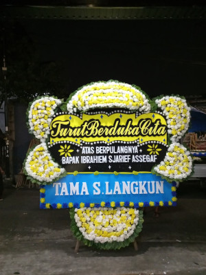 Papan Bunga Duka di Kastela